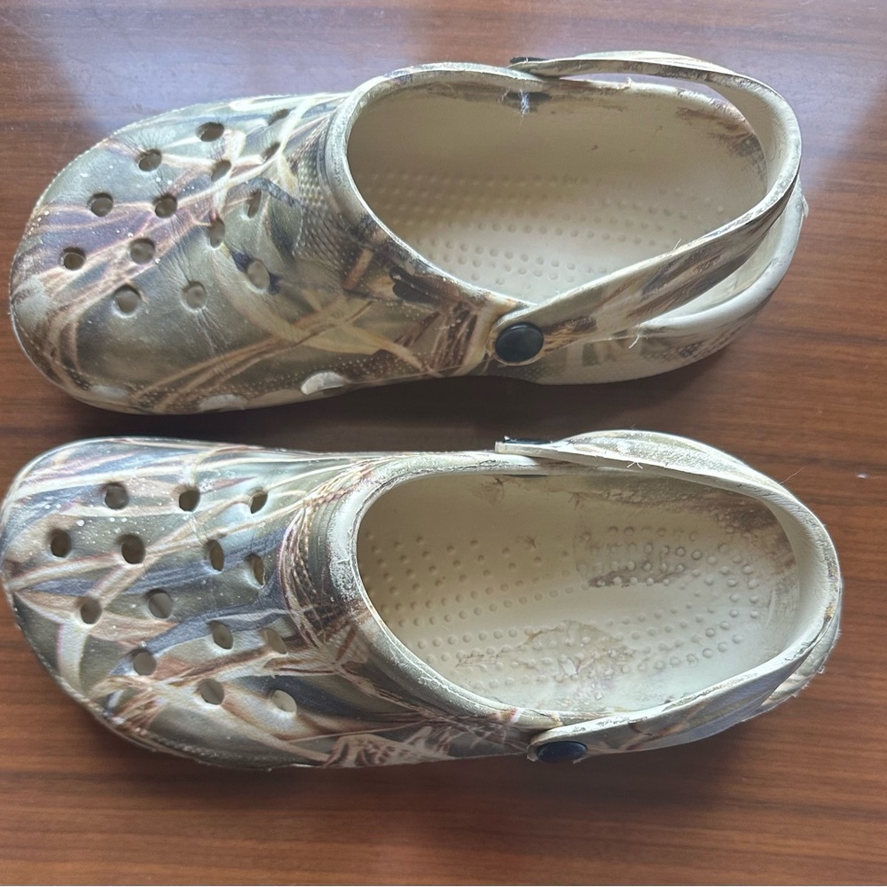 Men Camouflage Clogs - Picture 2 of 3